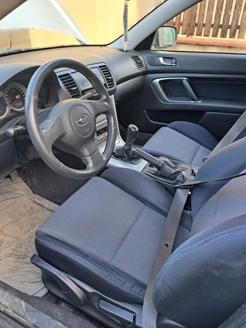 Subaru Legacy, снимка 9 - Автомобили и джипове - 52265683