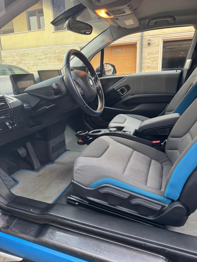 BMW i3 120Ah Термопомпа/Голяма Навигация/AppleCarPlay , снимка 6 - Автомобили и джипове - 52744502