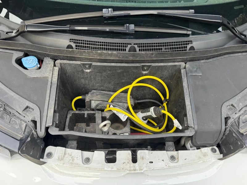 BMW i3 120Ah Термопомпа/Голяма Навигация/AppleCarPlay , снимка 12 - Автомобили и джипове - 52744502