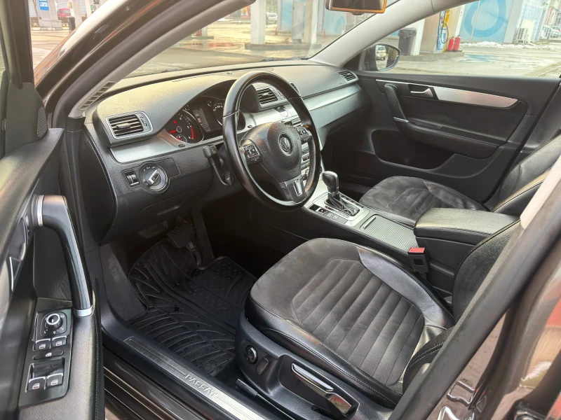 VW Passat 2.0 TDI  BLUEMOTION, снимка 8 - Автомобили и джипове - 53236232
