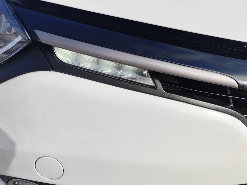 Renault Clio 1.5DCi* EURO5B* LED* NAVI* CAMERA* , снимка 15 - Автомобили и джипове - 53339090