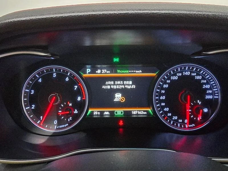 Genesis G70 2.0 Automatic, снимка 11 - Автомобили и джипове - 55598176