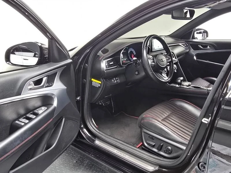 Genesis G70 2.0 Automatic, снимка 5 - Автомобили и джипове - 55598176