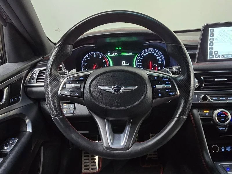 Genesis G70 2.0 Automatic, снимка 10 - Автомобили и джипове - 55598176