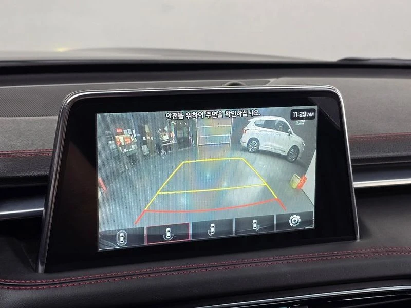Genesis G70 2.0 Automatic, снимка 15 - Автомобили и джипове - 55598176