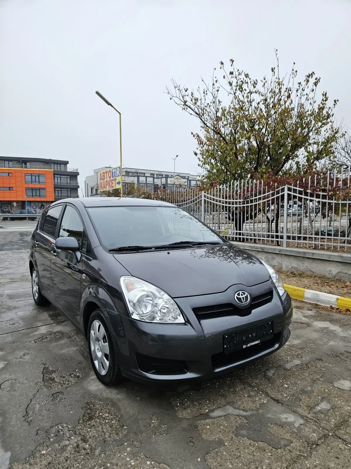 Toyota Corolla verso 1.6 VVT-i - изображение 3