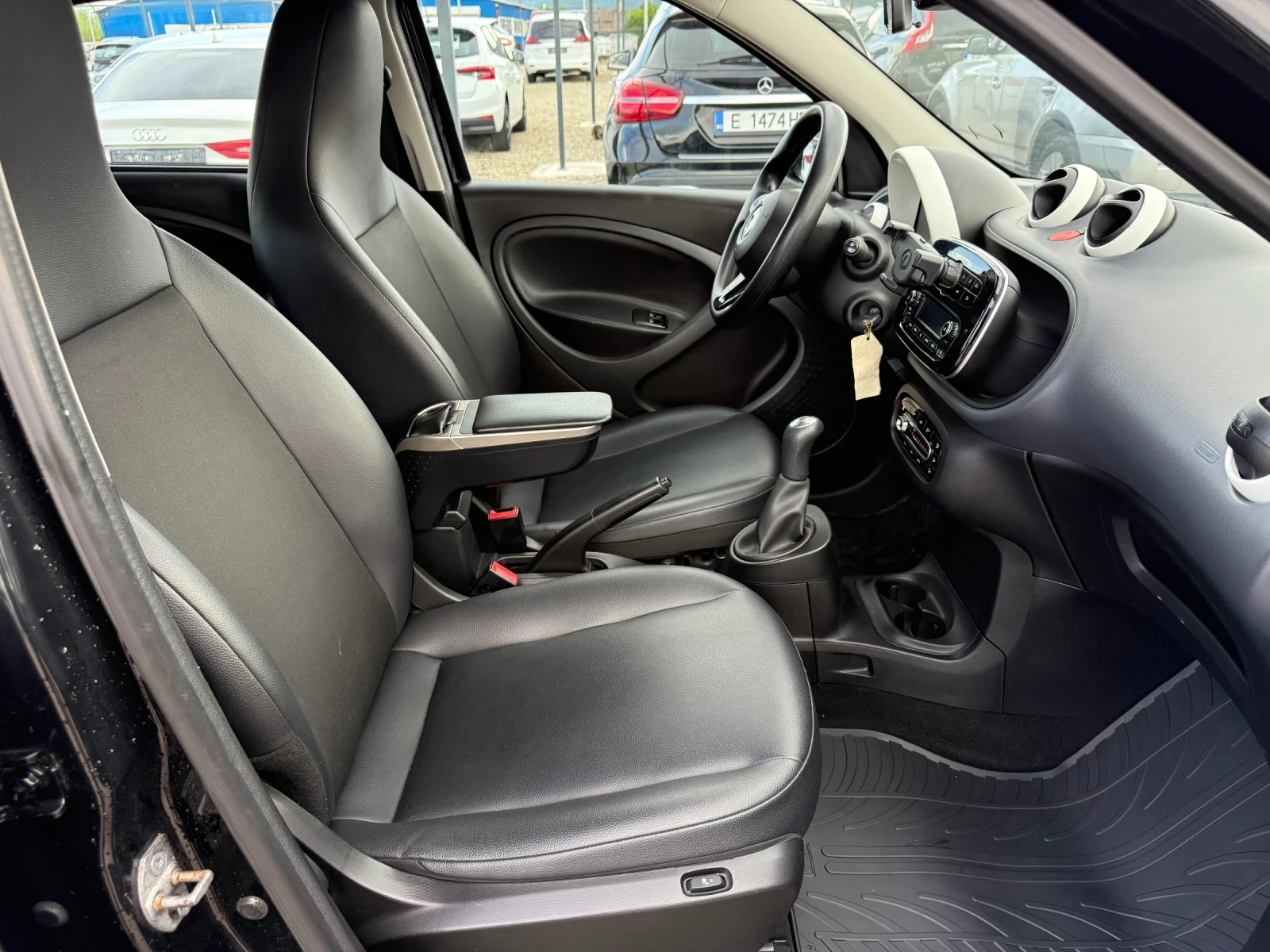 Smart Forfour 1.0i 70hp EVRO6 - изображение 10