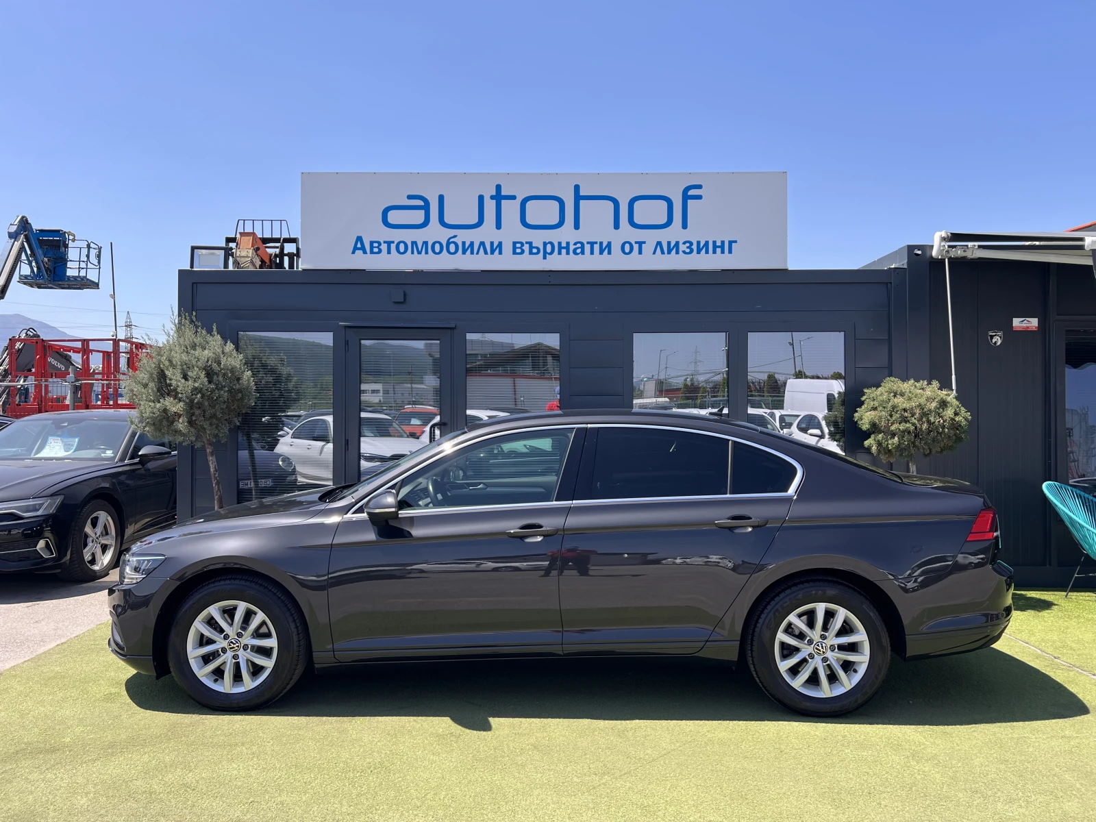 VW Passat BUSINESS/2.0TDI/150k.c./7-DSG/ГАРАНЦИЯ - изображение 2