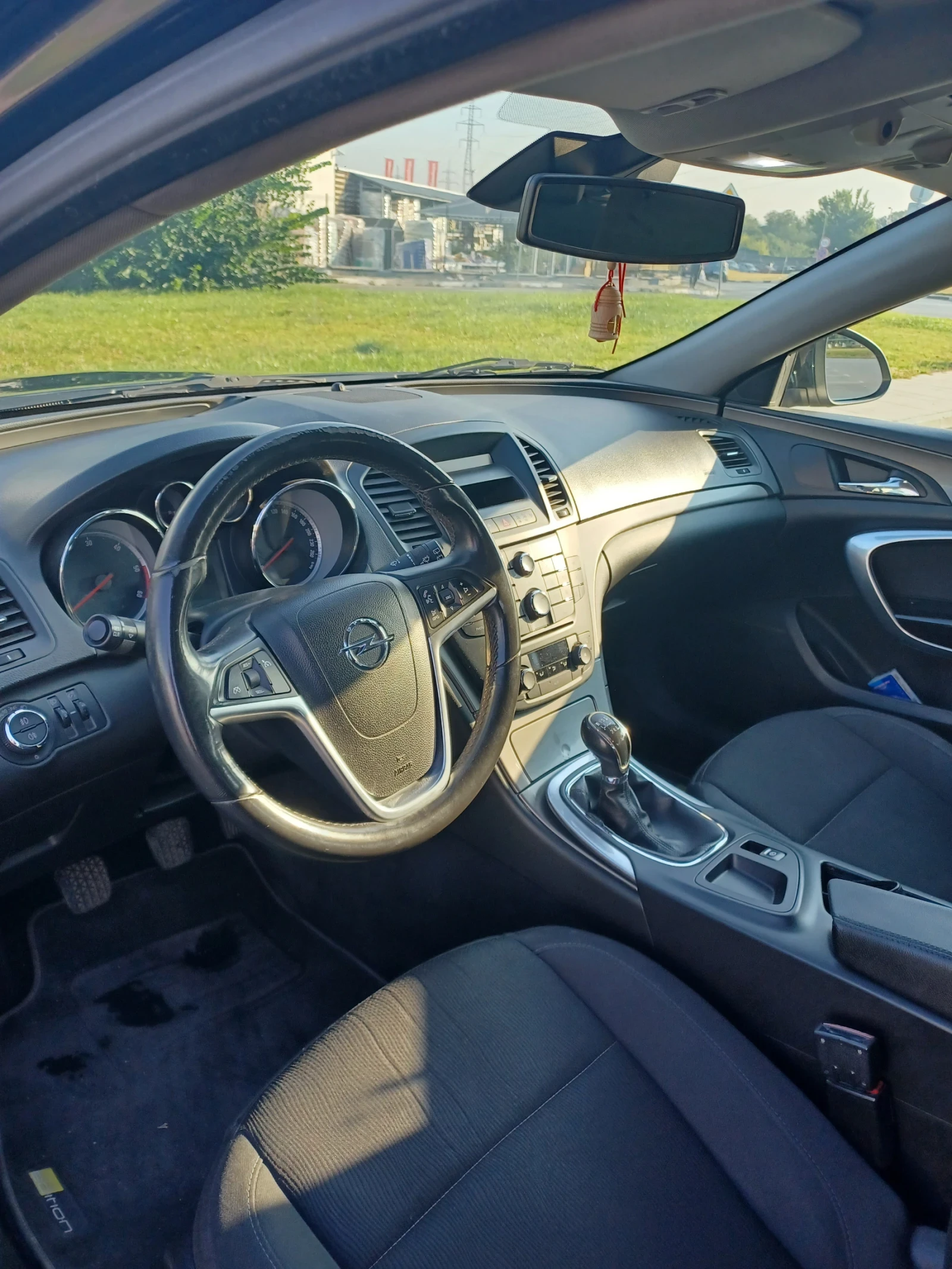 Opel Insignia 2.0 СDTI - изображение 7