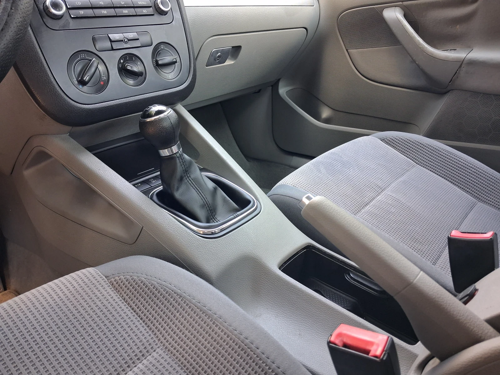 VW Jetta 1.9TDI 105ps | Mobile.bg   13