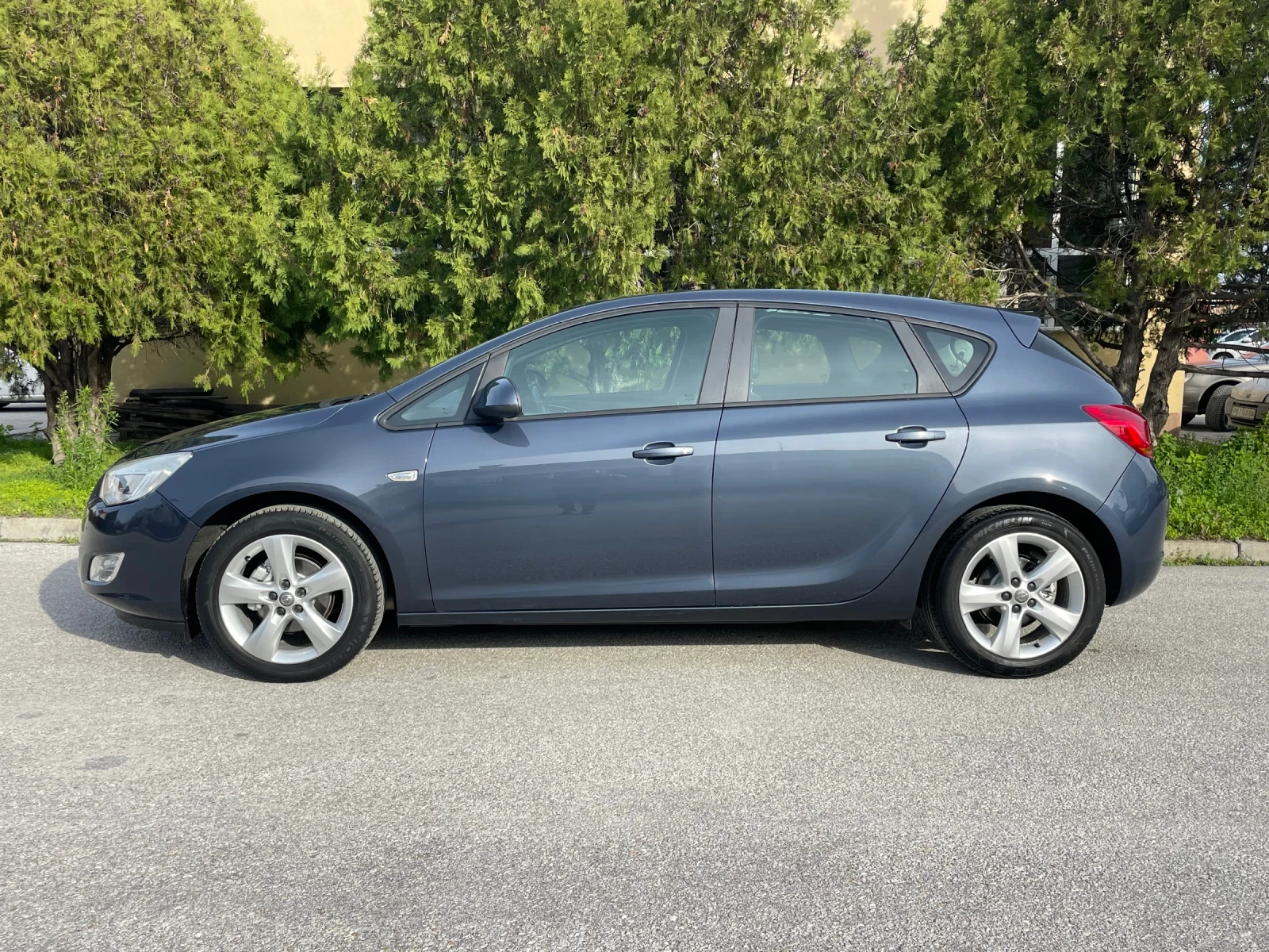 Opel Astra 1.6i 115.. 5 COMFORT  | Mobile.bg   2