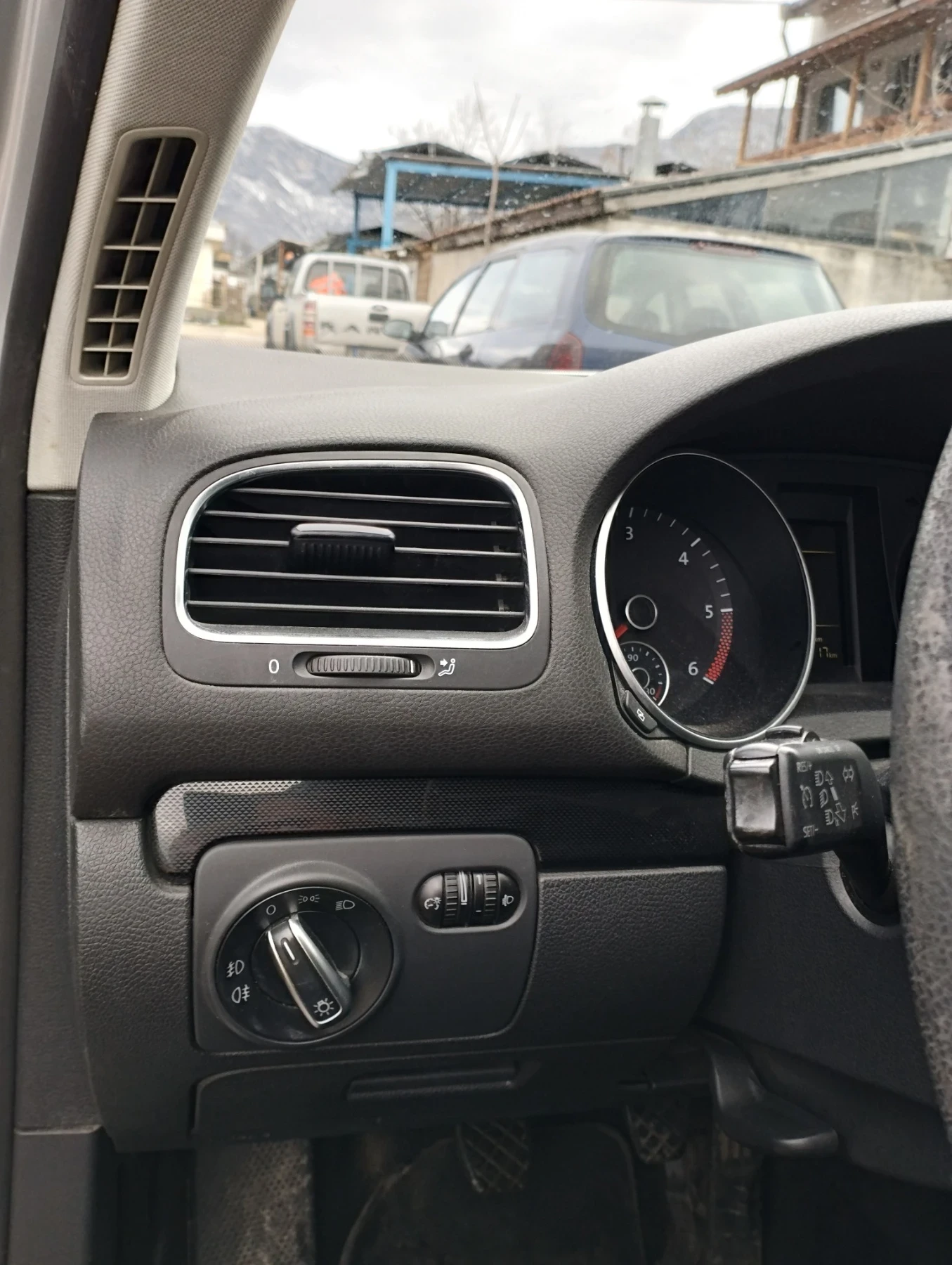 VW Golf 1.6 | Mobile.bg � ����������� 14