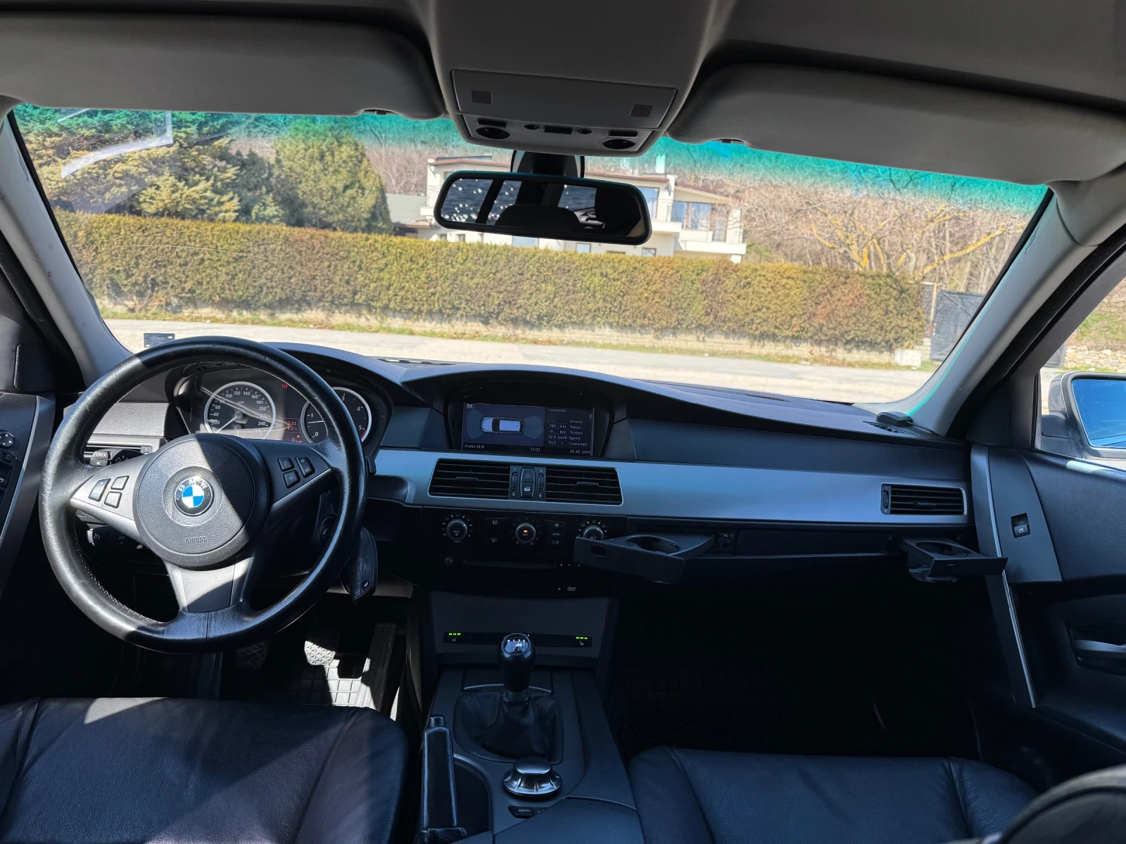 BMW 530, снимка 11 - Автомобили и джипове - 53611425