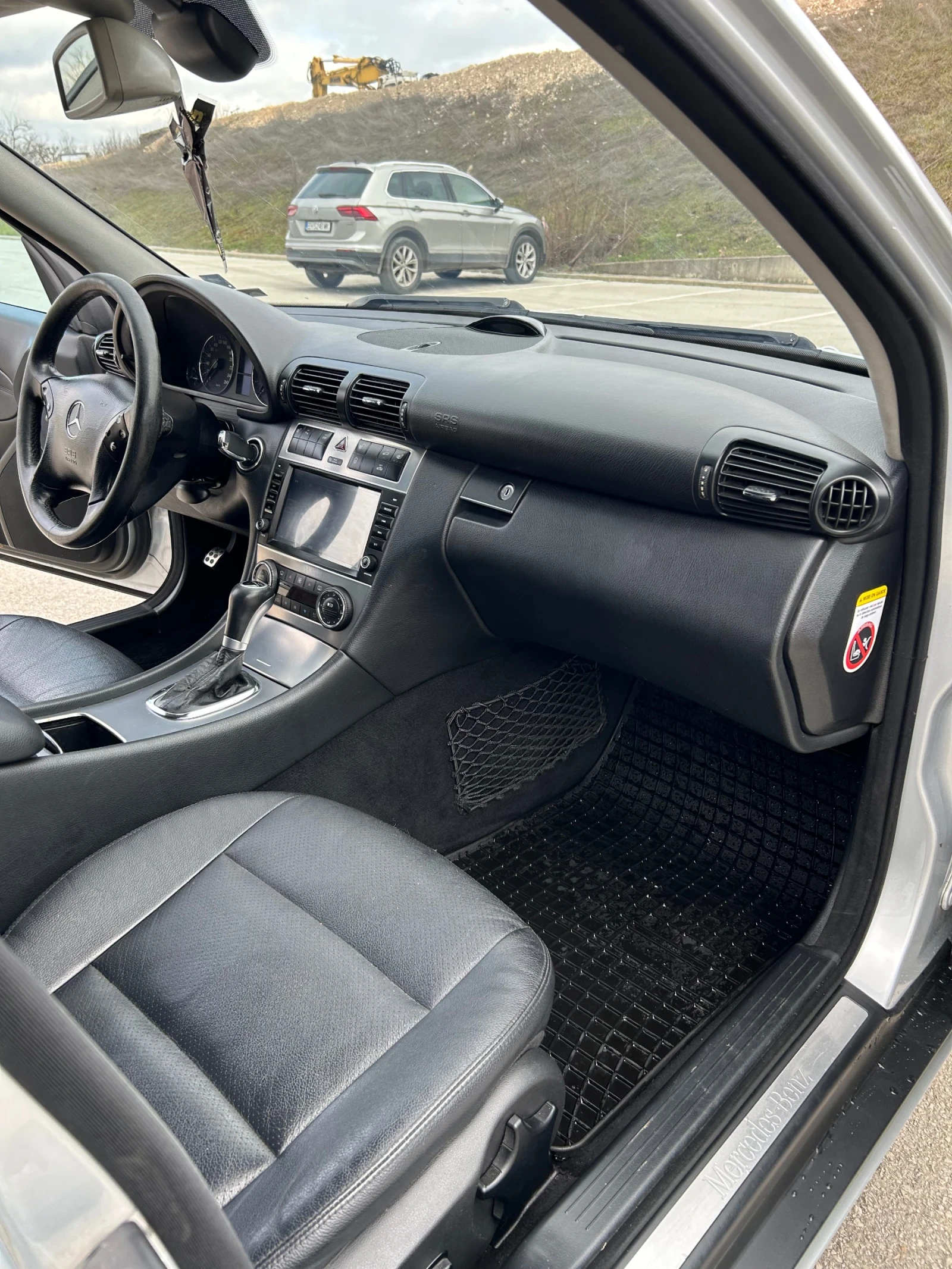 Mercedes-Benz C 320 Avantgarde 7G Full , снимка 15 - Автомобили и джипове - 53850866