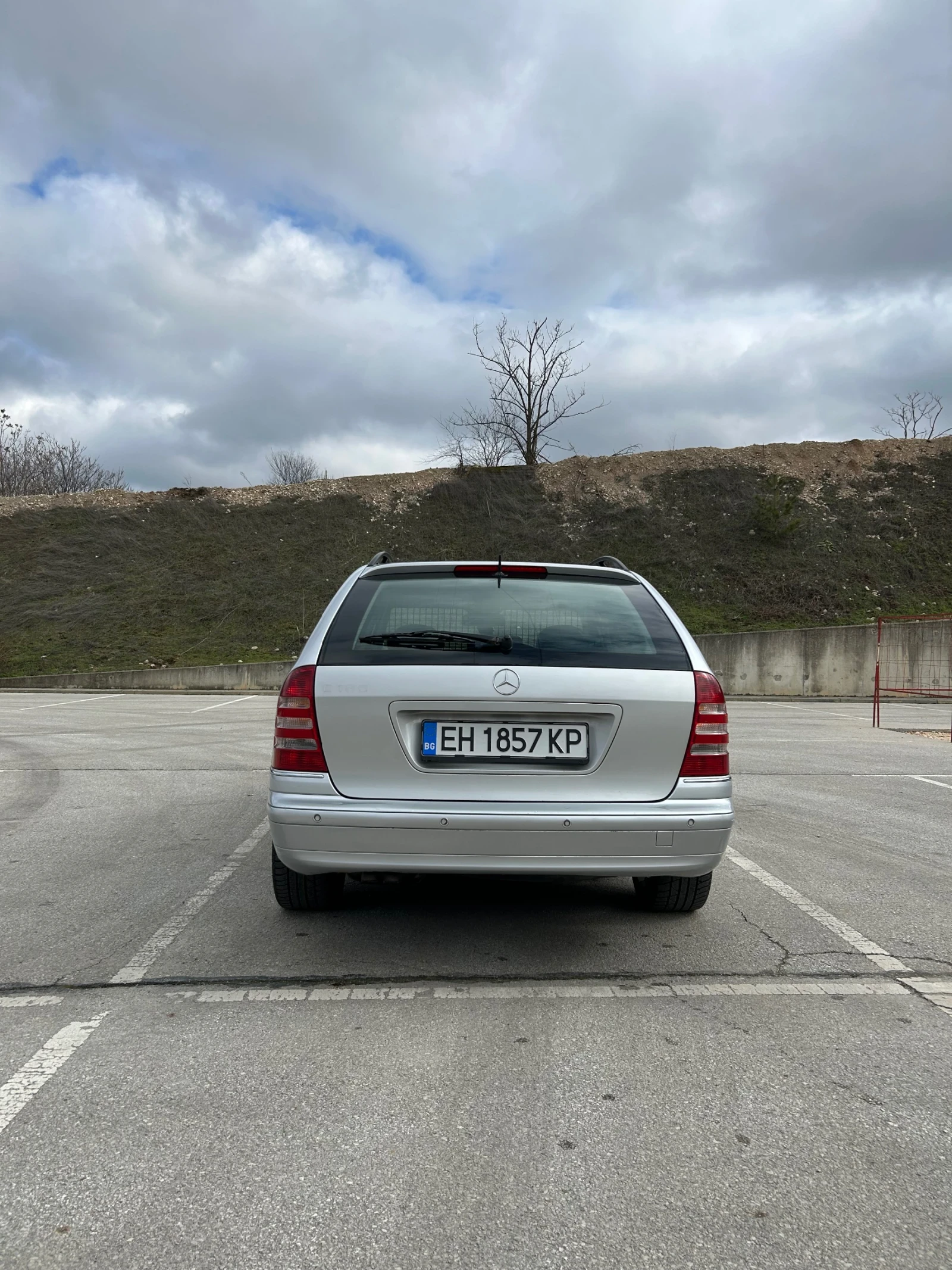 Mercedes-Benz C 320 Avantgarde 7G Full , снимка 4 - Автомобили и джипове - 53850866
