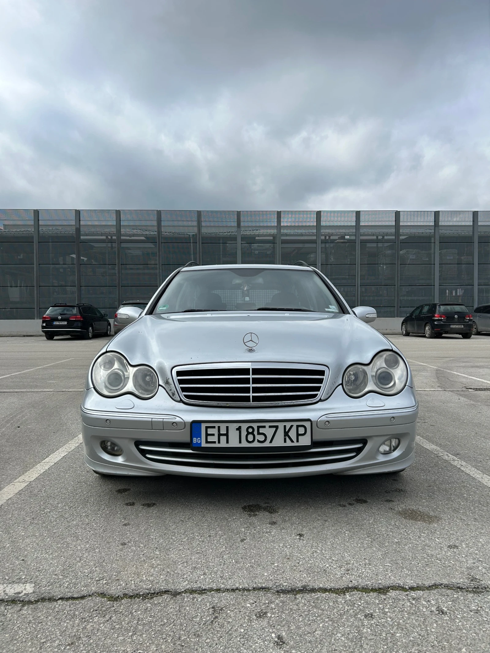Mercedes-Benz C 320 Avantgarde 7G Full , снимка 7 - Автомобили и джипове - 53850866
