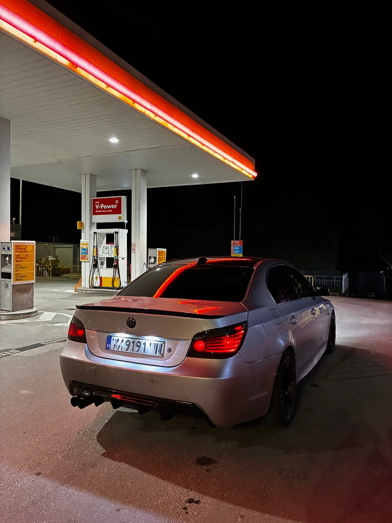 BMW 530, снимка 6 - Автомобили и джипове - 54151430