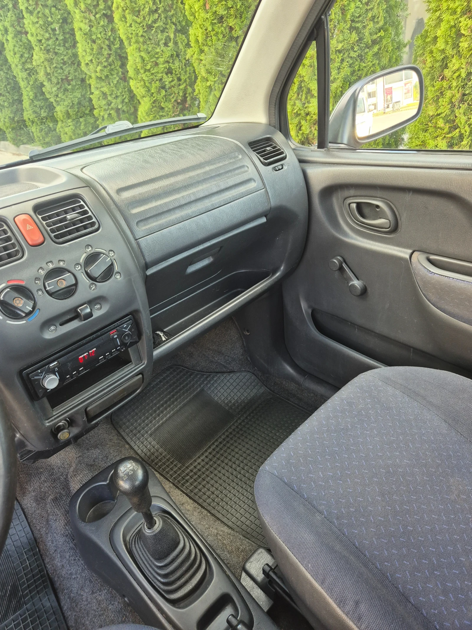 Suzuki Wagon r 1.0i, снимка 6 - Автомобили и джипове - 54375521