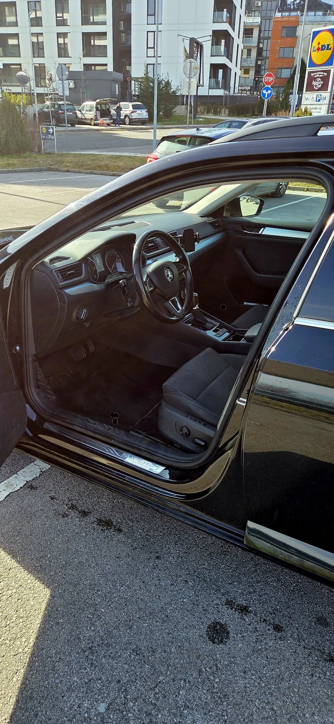 Skoda Superb 4Х4, снимка 4 - Автомобили и джипове - 54624357