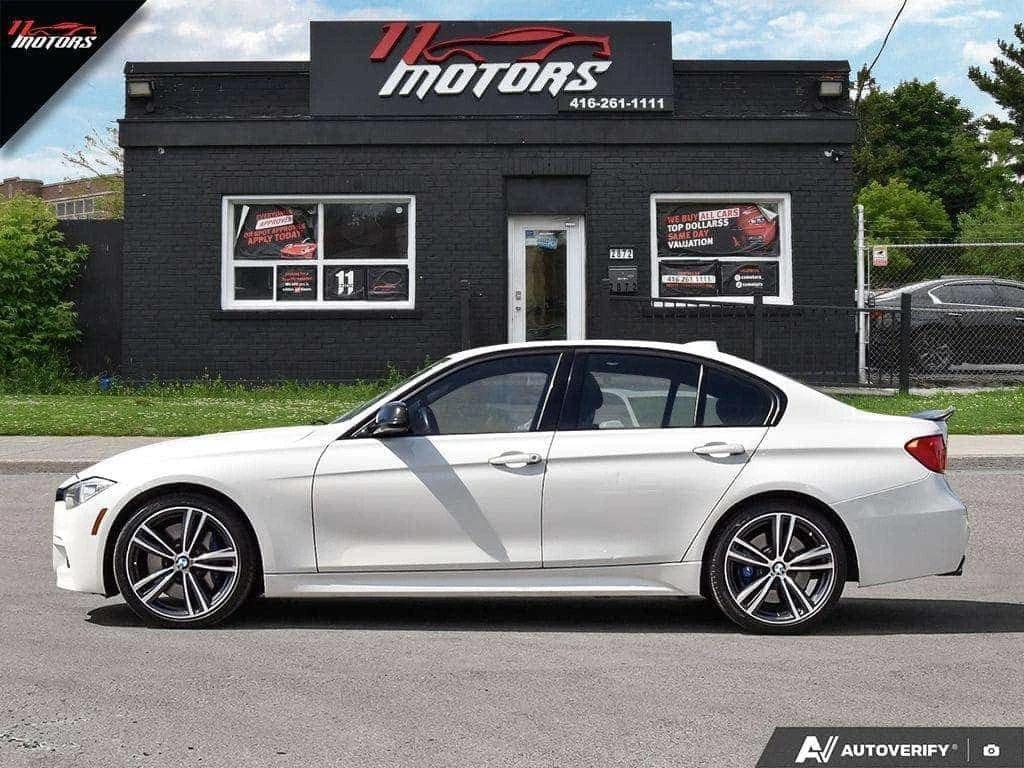 BMW 335 * 4dr Sdn 335i xDrive M SPORT| LOADED | RED INTERI, снимка 3 - Автомобили и джипове - 54904459