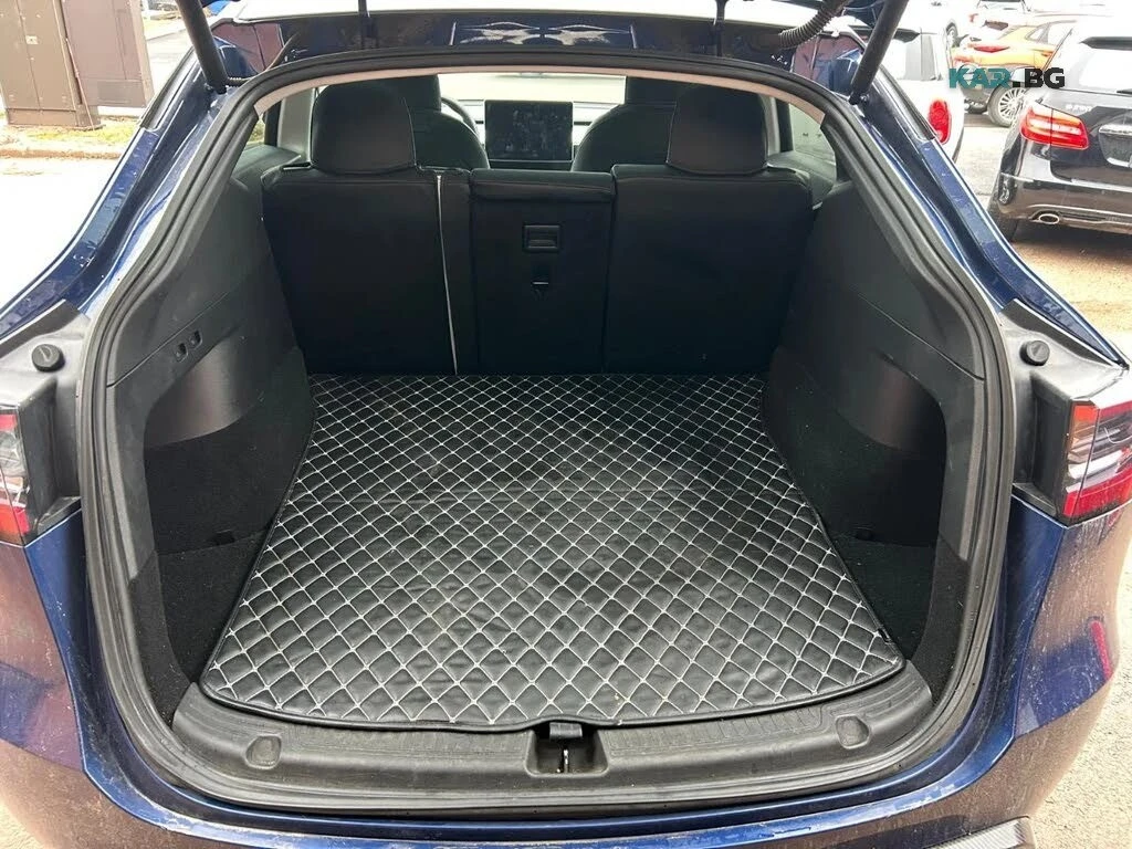 Tesla Model Y Standard Range* ДВА КОМПЛЕКТА ДЖАНТИ* , снимка 14 - Автомобили и джипове - 56017285