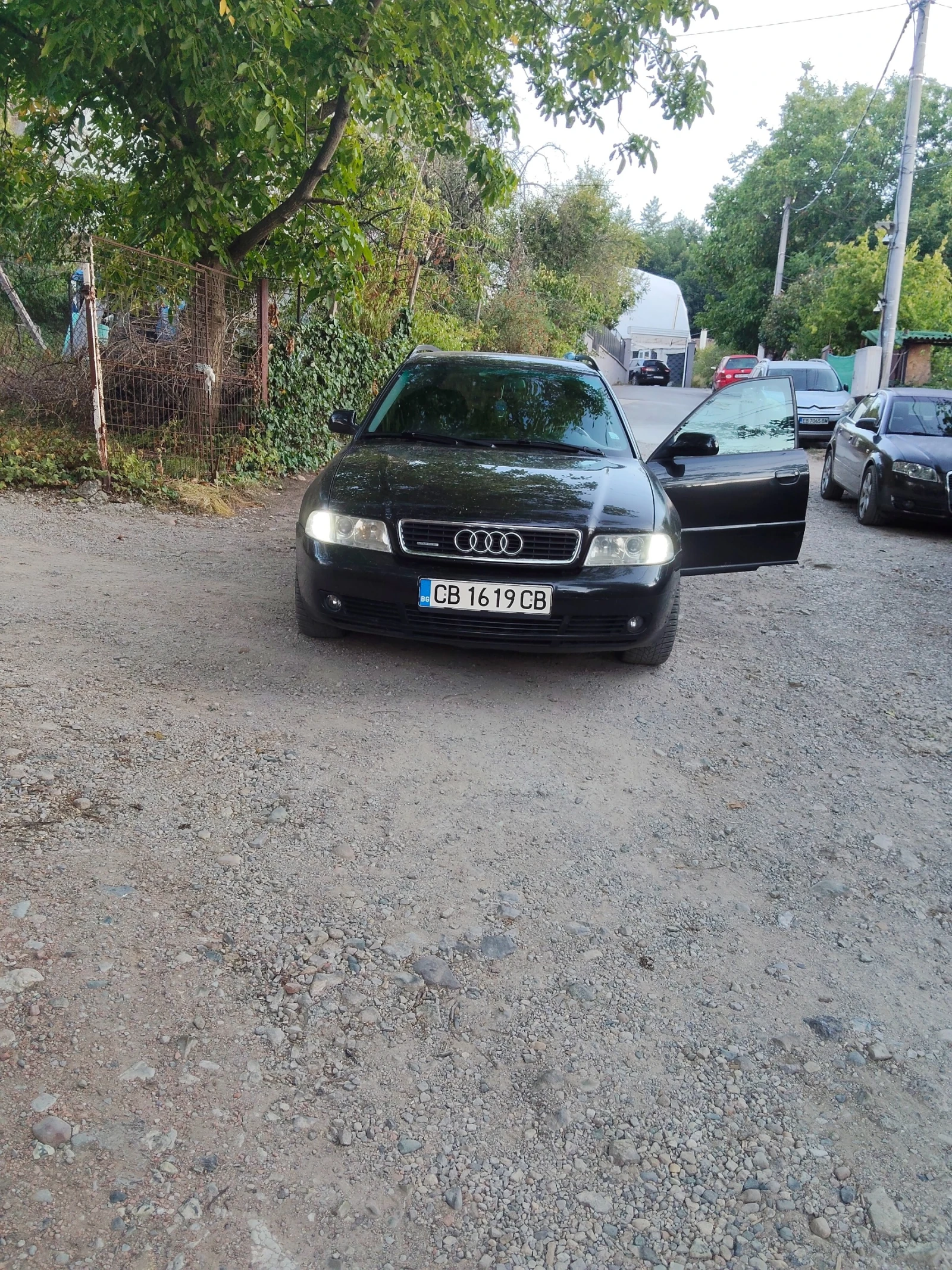 Audi A4, снимка 4 - Автомобили и джипове - 56074513