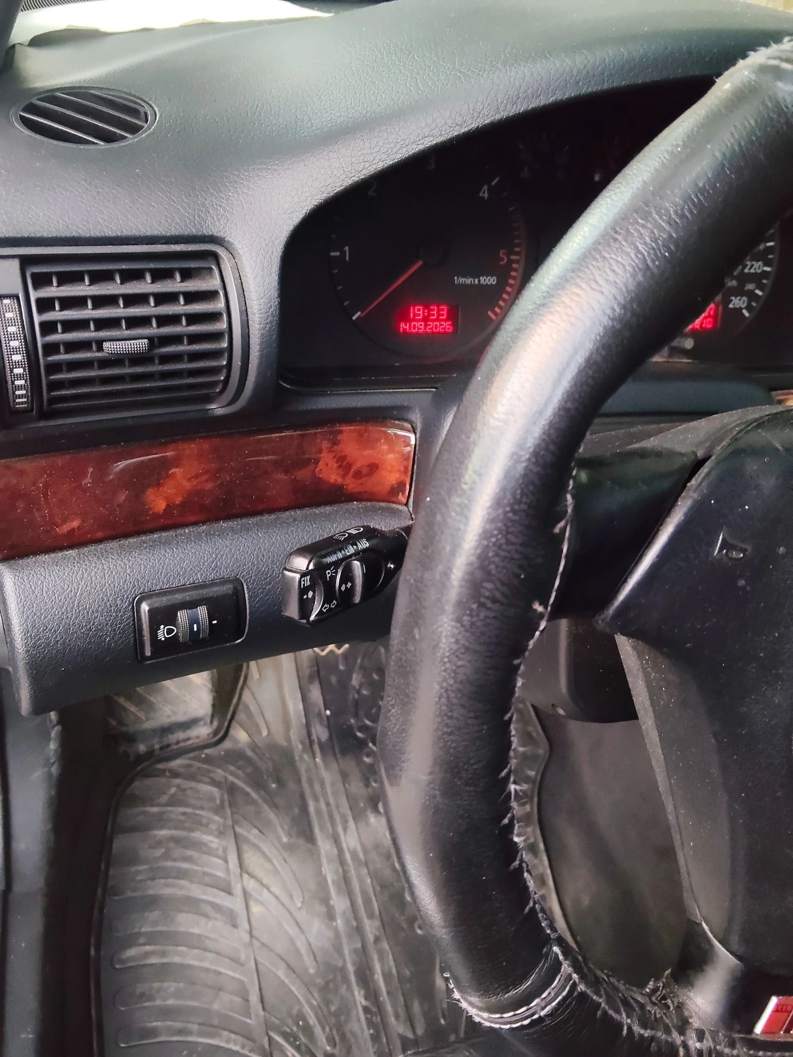 Audi A4, снимка 9 - Автомобили и джипове - 56074513