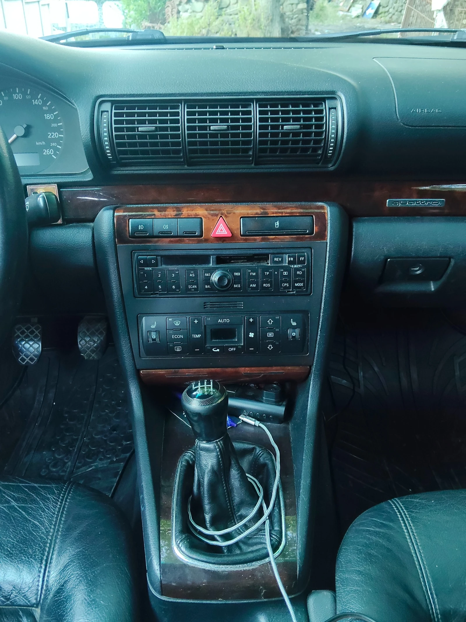 Audi A4, снимка 7 - Автомобили и джипове - 56074513