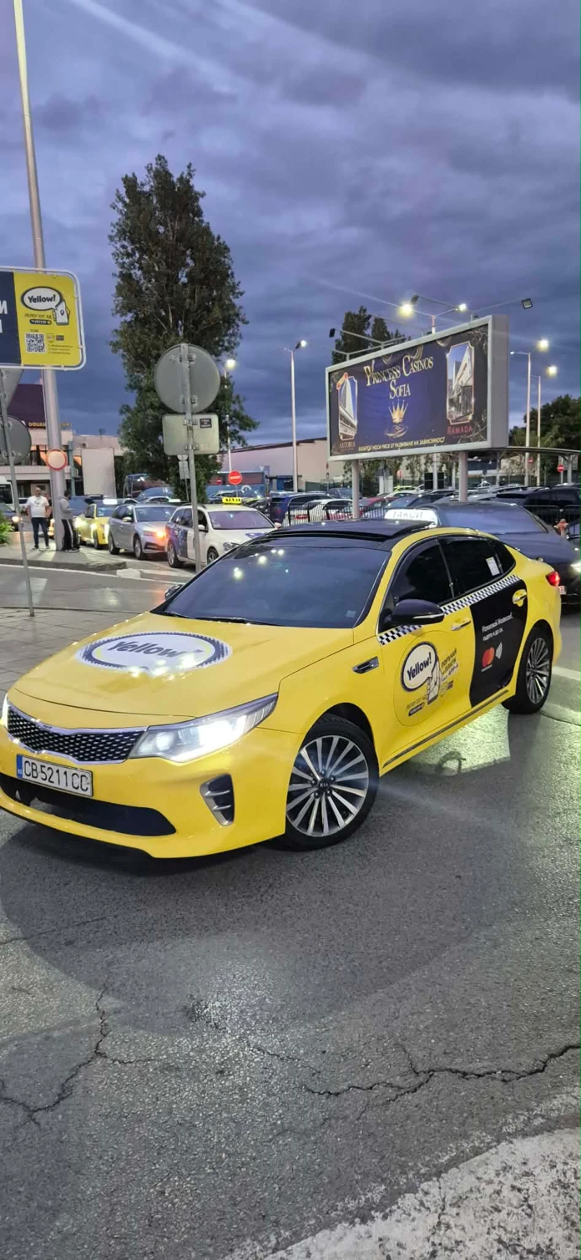 Kia K5, снимка 2 - Автомобили и джипове - 56159336