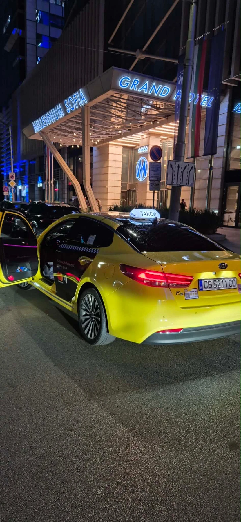 Kia K5, снимка 3 - Автомобили и джипове - 56159336