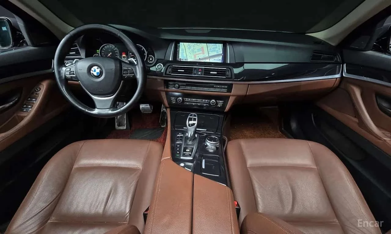 BMW 530 * 530d xDrive M Aero Dynamic * ЦЕНА ДО БГ, снимка 7 - Автомобили и джипове - 56258957