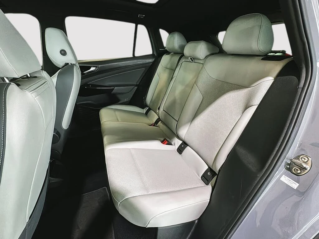 VW ID.4 * PRO* S* AWD* , снимка 10 - Автомобили и джипове - 56347821