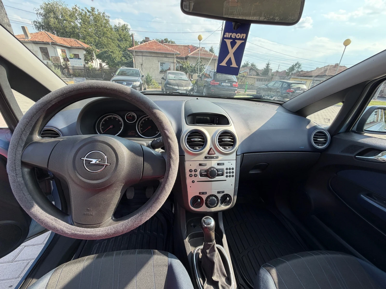 Opel Corsa, снимка 8 - Автомобили и джипове - 56544824