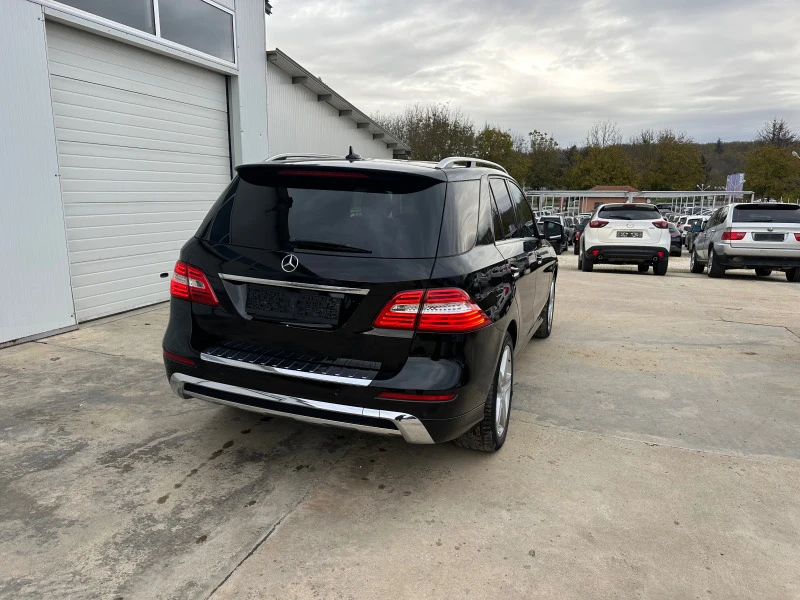 Mercedes-Benz ML 350 350cdi* AMG* Navi* UNIKAT* БАРТЕР* , снимка 14 - Автомобили и джипове - 42998482