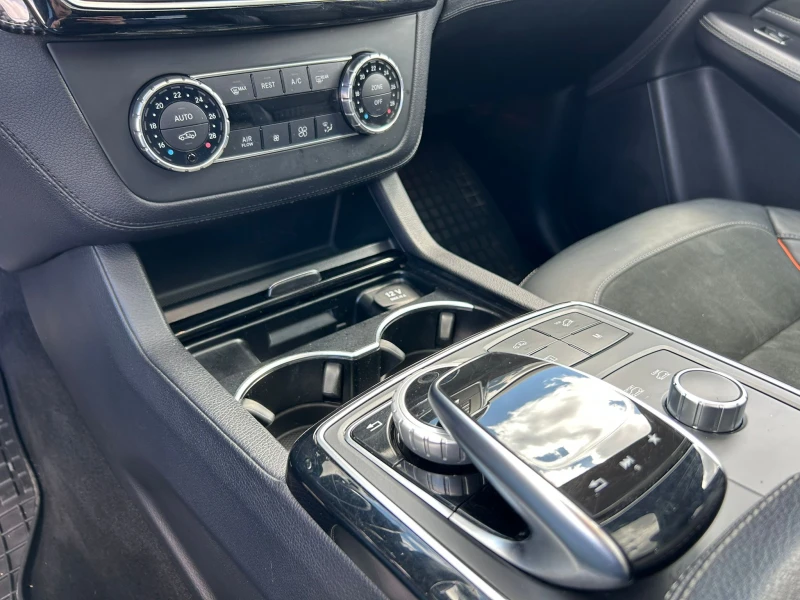 Mercedes-Benz GLE 350 COUPE/258HP/AMG/360/NAVI/LED/HUD/4MATIC, снимка 10 - Автомобили и джипове - 50311557