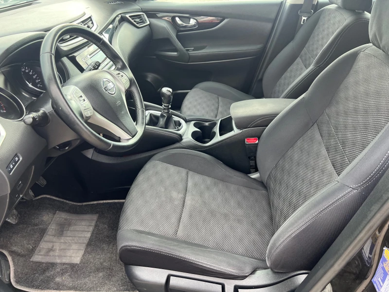 Nissan Qashqai 1.5 DCI, снимка 9 - Автомобили и джипове - 51419438
