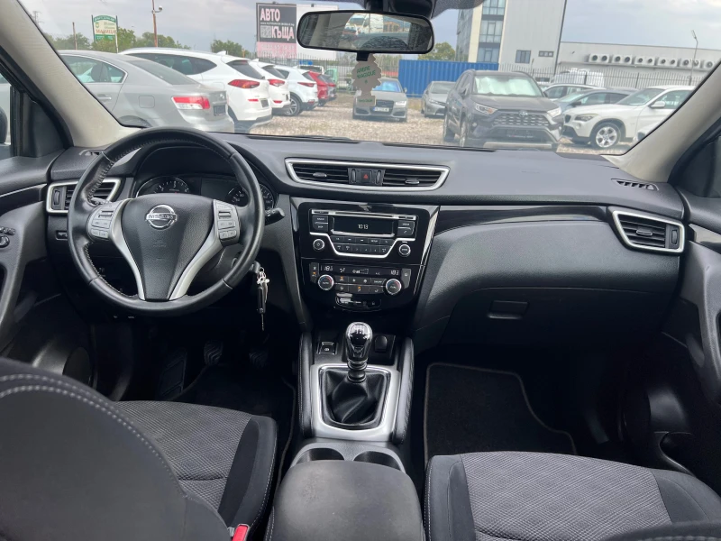 Nissan Qashqai 1.5 DCI, снимка 15 - Автомобили и джипове - 51419438