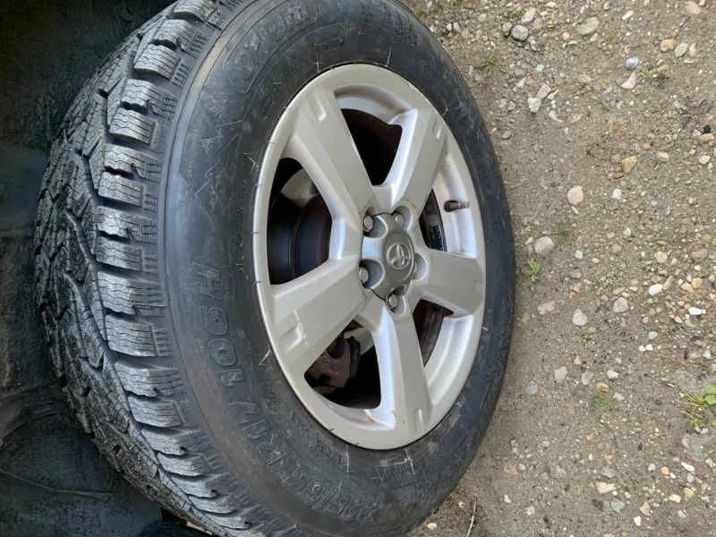 Toyota Rav4, снимка 15 - Автомобили и джипове - 51464430