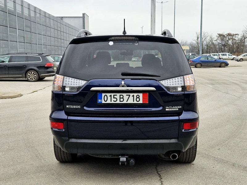 Mitsubishi Outlander 2.4 4х4 NAVIGATOR, снимка 5 - Автомобили и джипове - 52771079