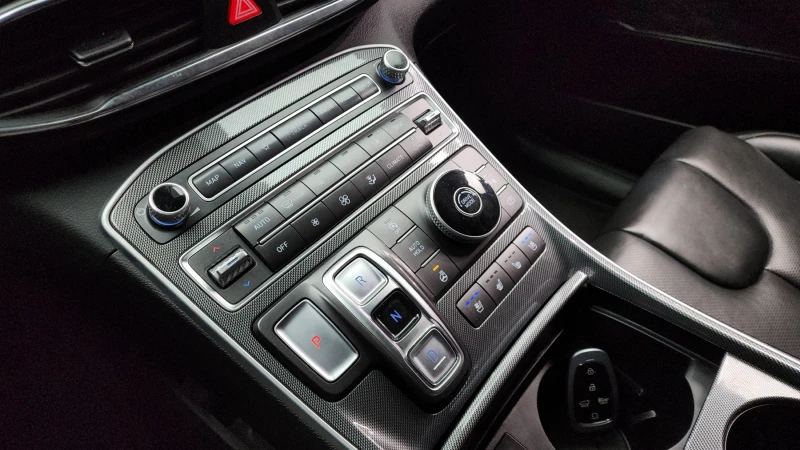 Hyundai Santa fe 2.2 2WD PREMIUM autogeorge.com , снимка 8 - Автомобили и джипове - 52845518