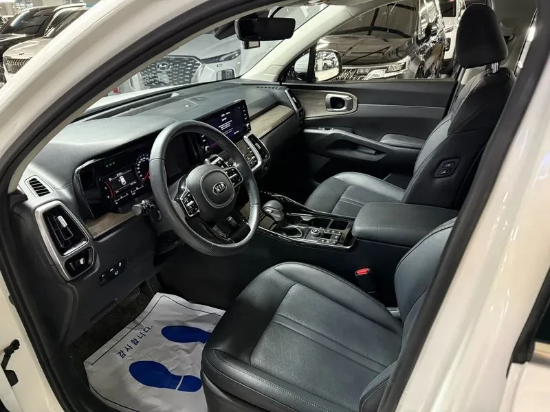 Kia Sorento DIESEL 2.2 2WD PRESTIGE, снимка 9 - Автомобили и джипове - 55122515