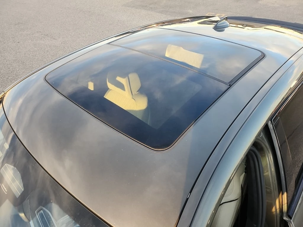 BMW X6 * M50I * CARFAX *    | Mobile.bg   16