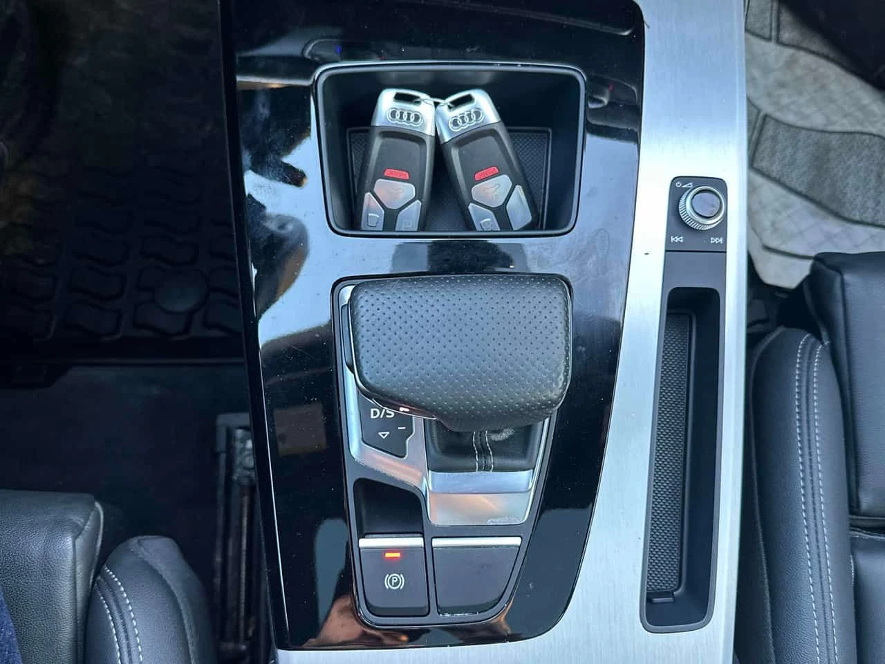 Audi Q5 * Progressiv * S LINE* PANO* NAVI* ��� �����*  | Mobile.bg � ����������� 11