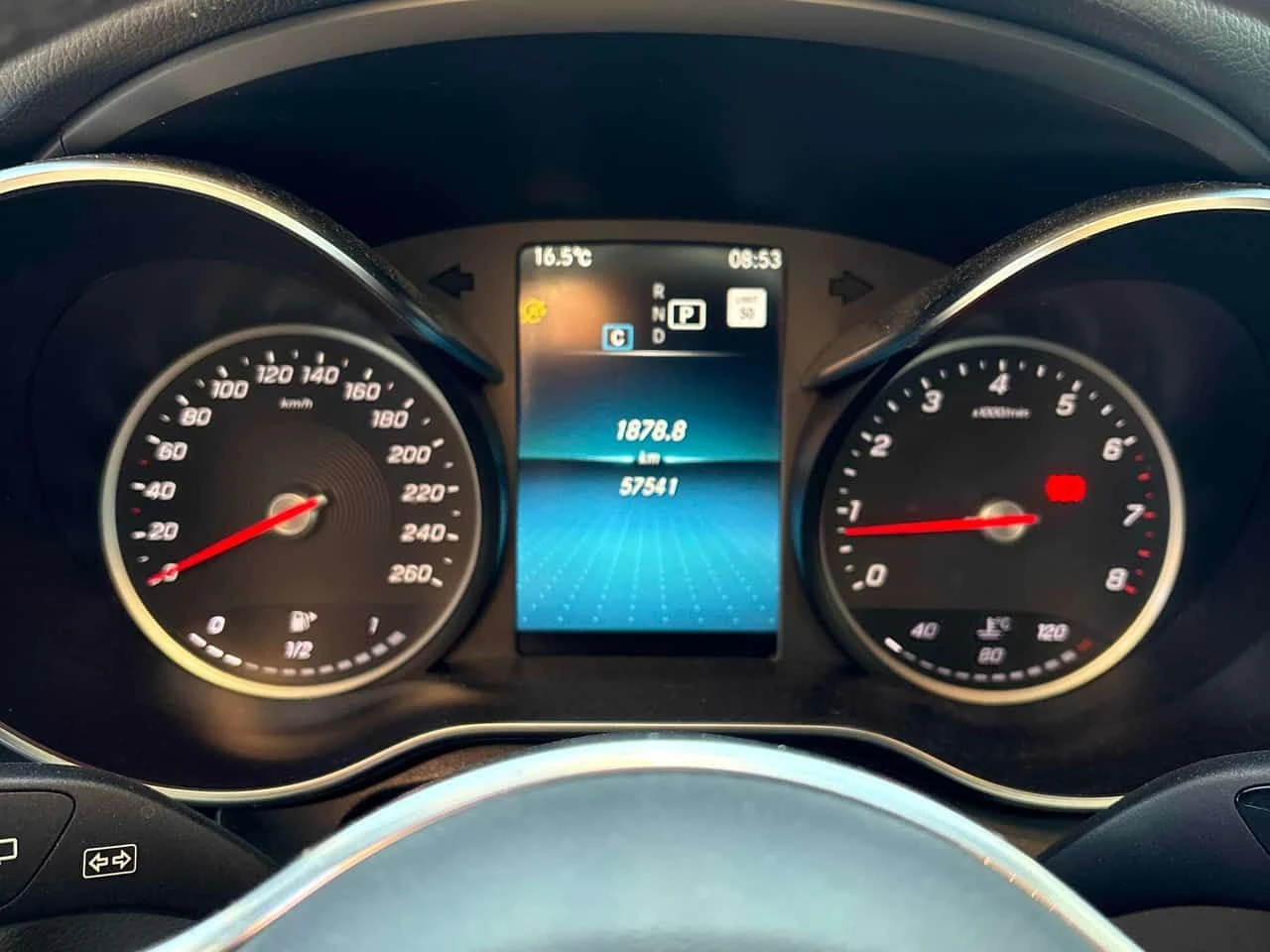 Mercedes-Benz GLC 300 4MATIC* DISTRONIC* 360КАМЕРИ* ПАНОРАМА* , снимка 8 - Автомобили и джипове - 54479566