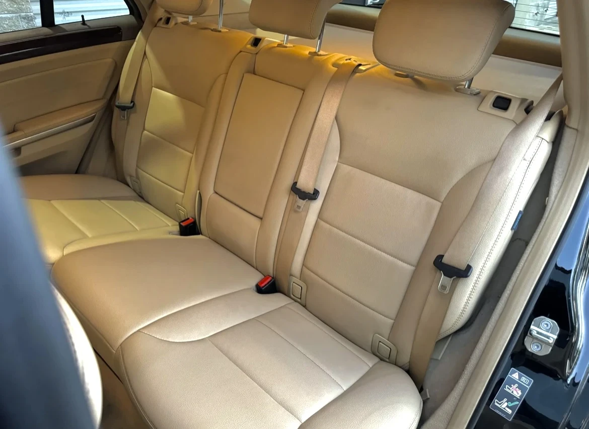 Mercedes-Benz ML 500 AMG* 4MATIC* LPG* FACELIFT* HK* KEYLESS* , снимка 17 - Автомобили и джипове - 55131080