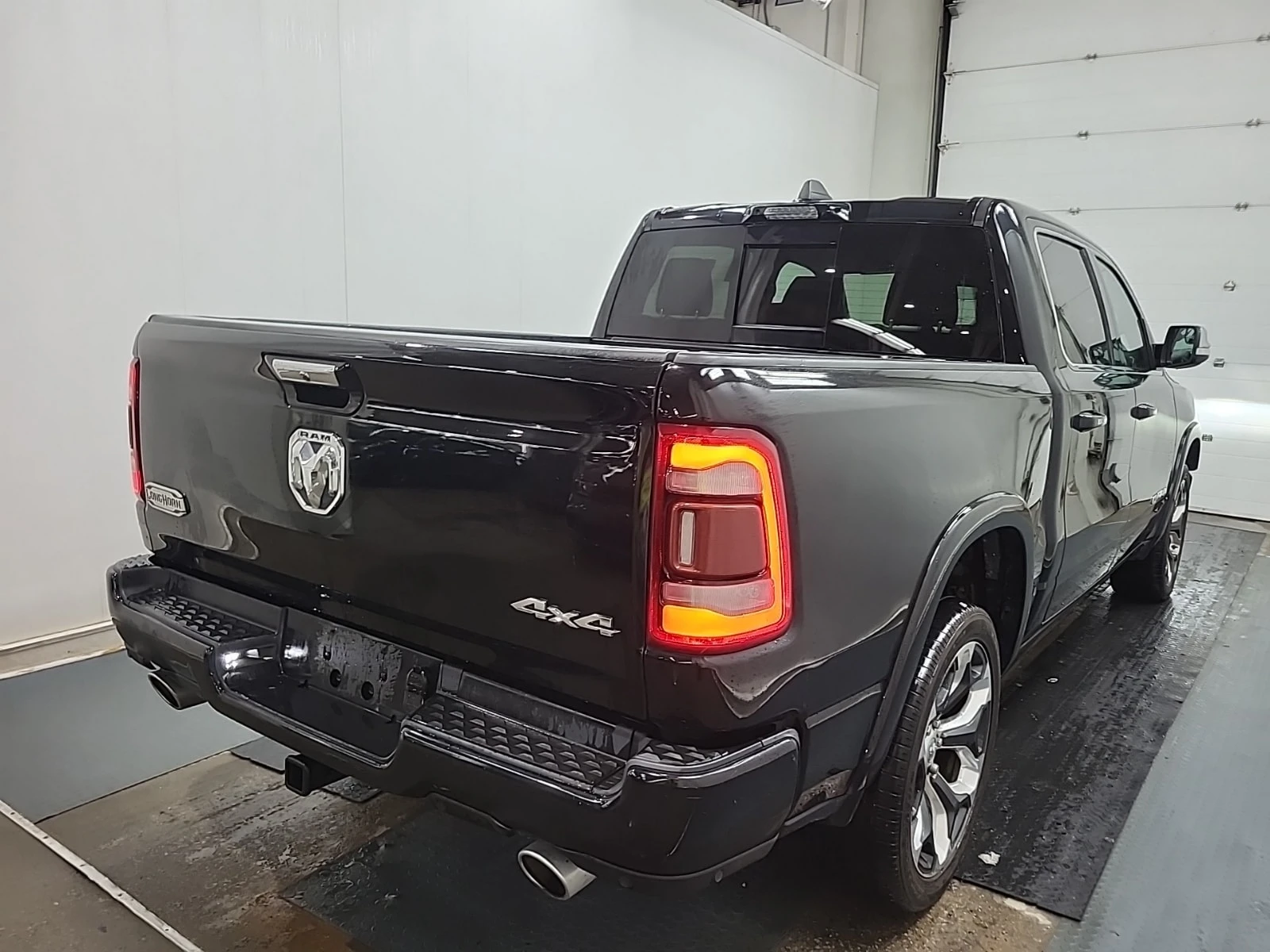 Dodge RAM 1500 Limited Longhorn / 360 / HUD / ОБДУХВАНЕ/ CARFAX, снимка 12 - Автомобили и джипове - 55875967