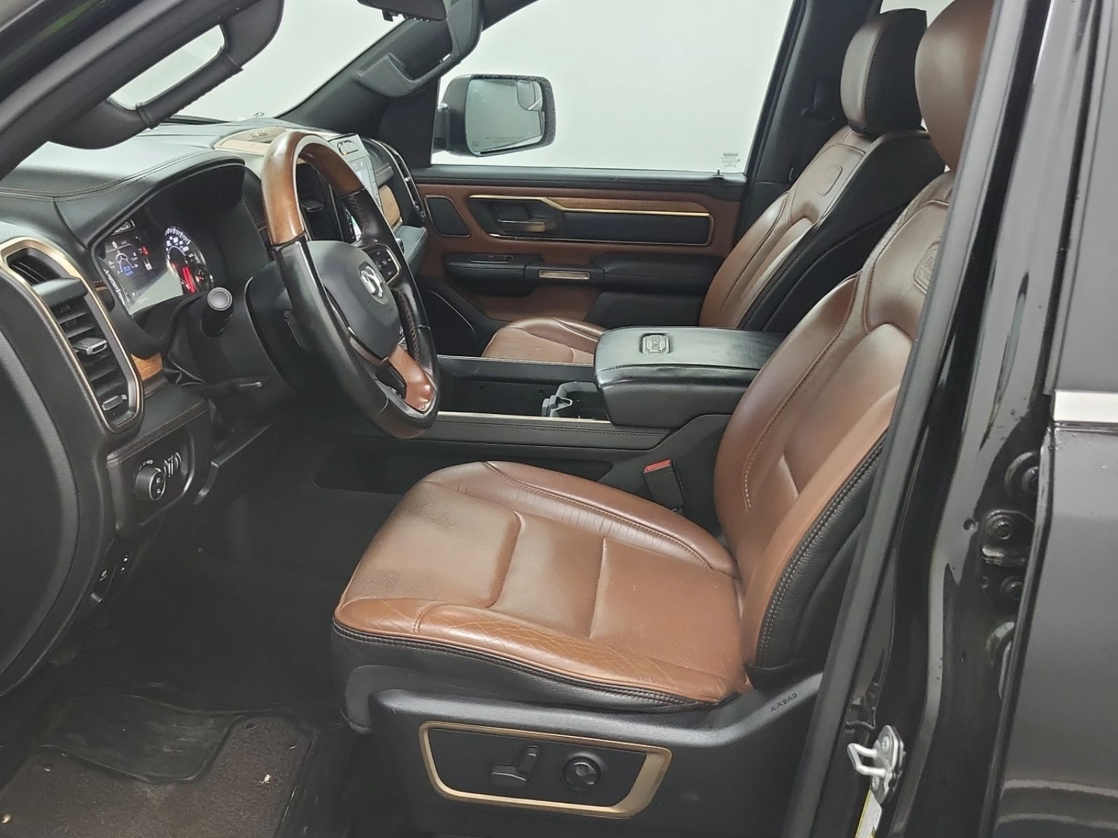 Dodge RAM 1500 Limited Longhorn / 360 / HUD / ОБДУХВАНЕ/ CARFAX, снимка 5 - Автомобили и джипове - 55875967