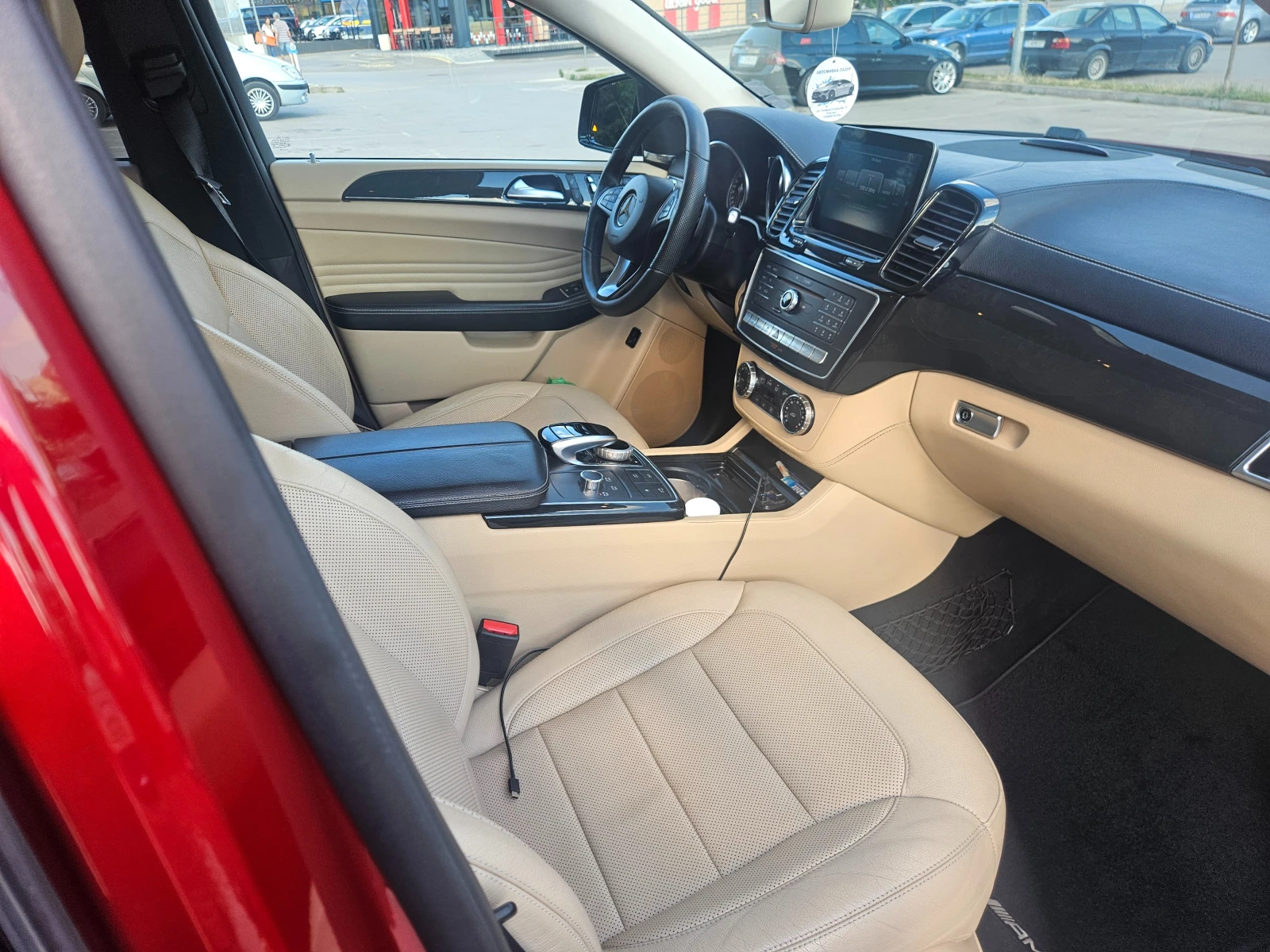 Mercedes-Benz GLE 450 AMG, снимка 13 - Автомобили и джипове - 55934351