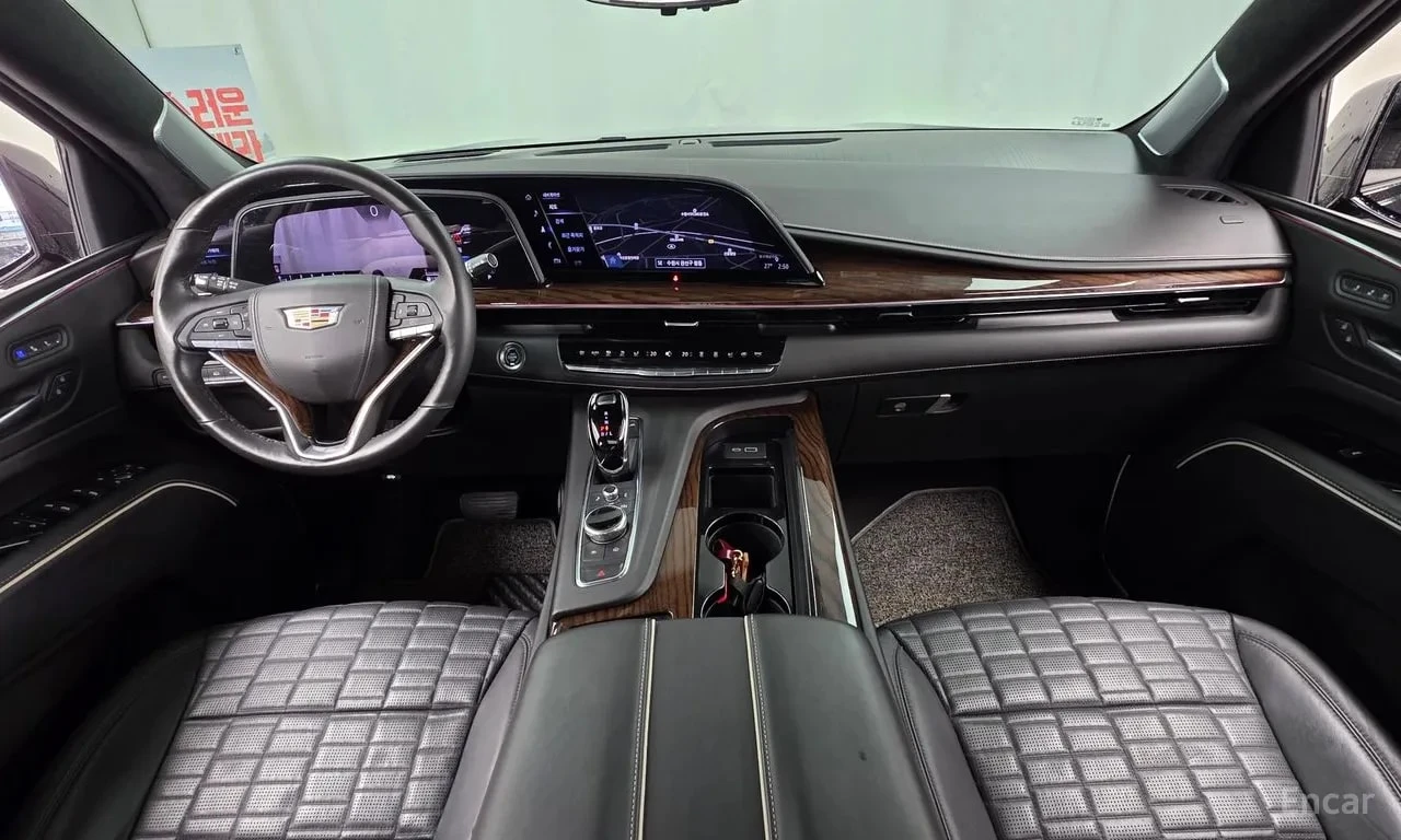 Cadillac Escalade 6.2 | АВТОФИНАНСИРАНЕ | ЦЕНА ДО БЪЛГАРИЯ, снимка 7 - Автомобили и джипове - 56107670