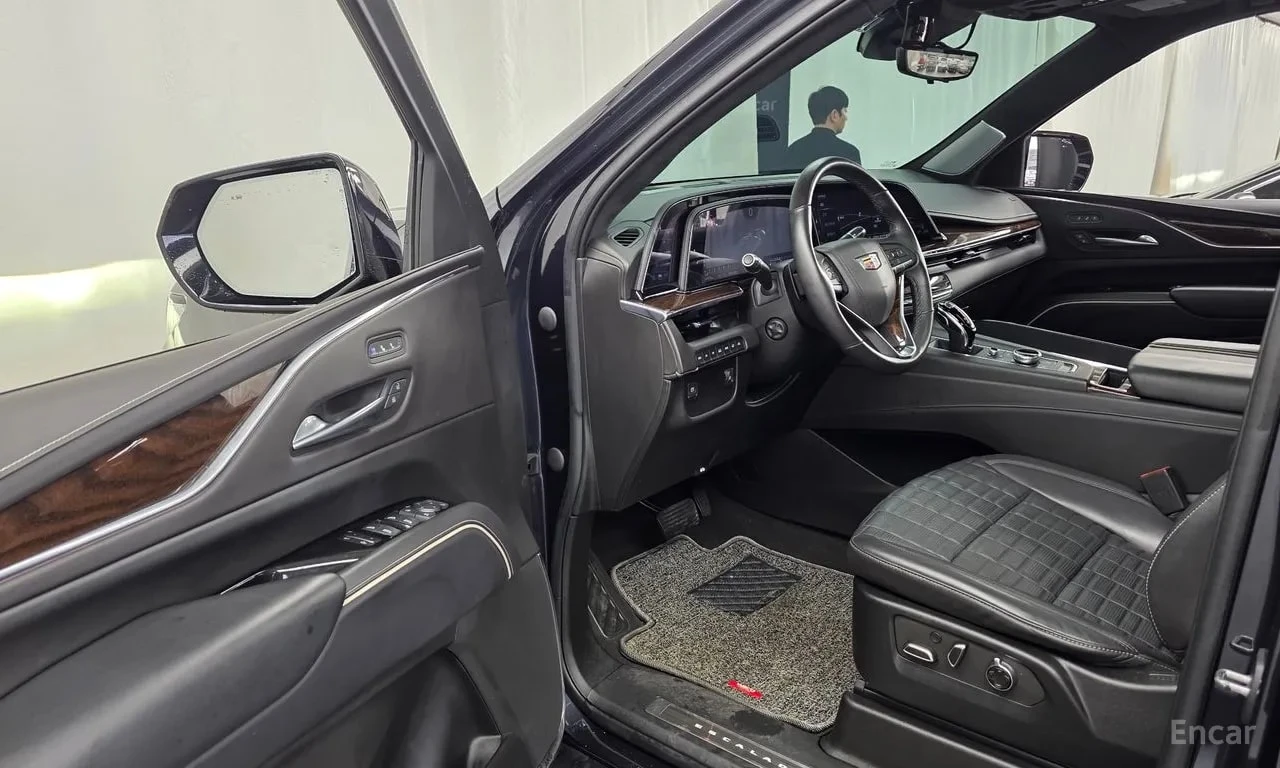 Cadillac Escalade 6.2 | АВТОФИНАНСИРАНЕ | ЦЕНА ДО БЪЛГАРИЯ, снимка 10 - Автомобили и джипове - 56107670